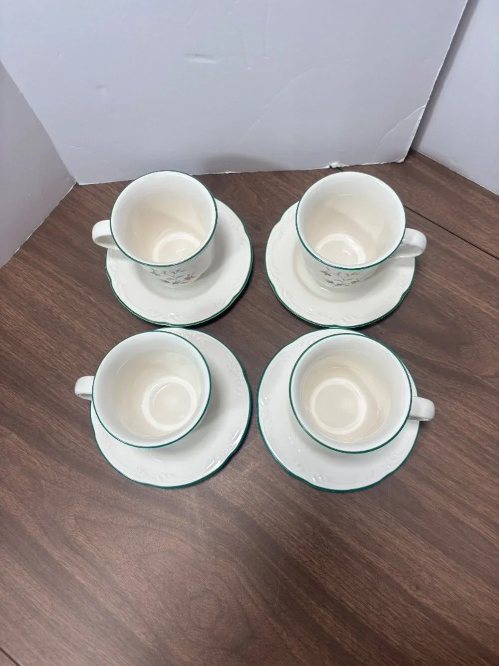 Winterberry  Mugs & Saucers Holly Berry Design Set Of 4 By Pfaltzgraff